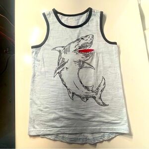 WN Front Pocket Shark Muscle Tank Top, Boys size 6/7